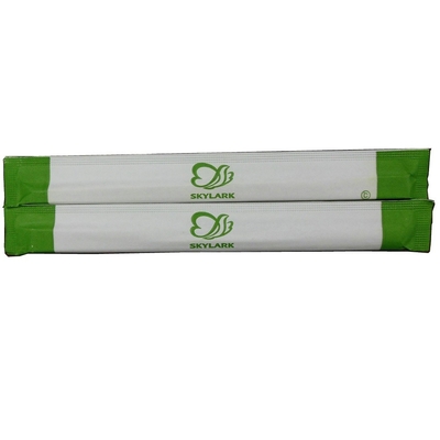 Baguettes en bambou jetables de jumeaux dans le paquet de papier individuel d'Opp