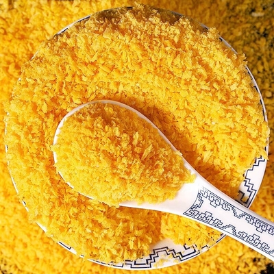 Le Japonais jaune croquant croustillant floconneux Panko s'écaille odeur cuite au four de pain